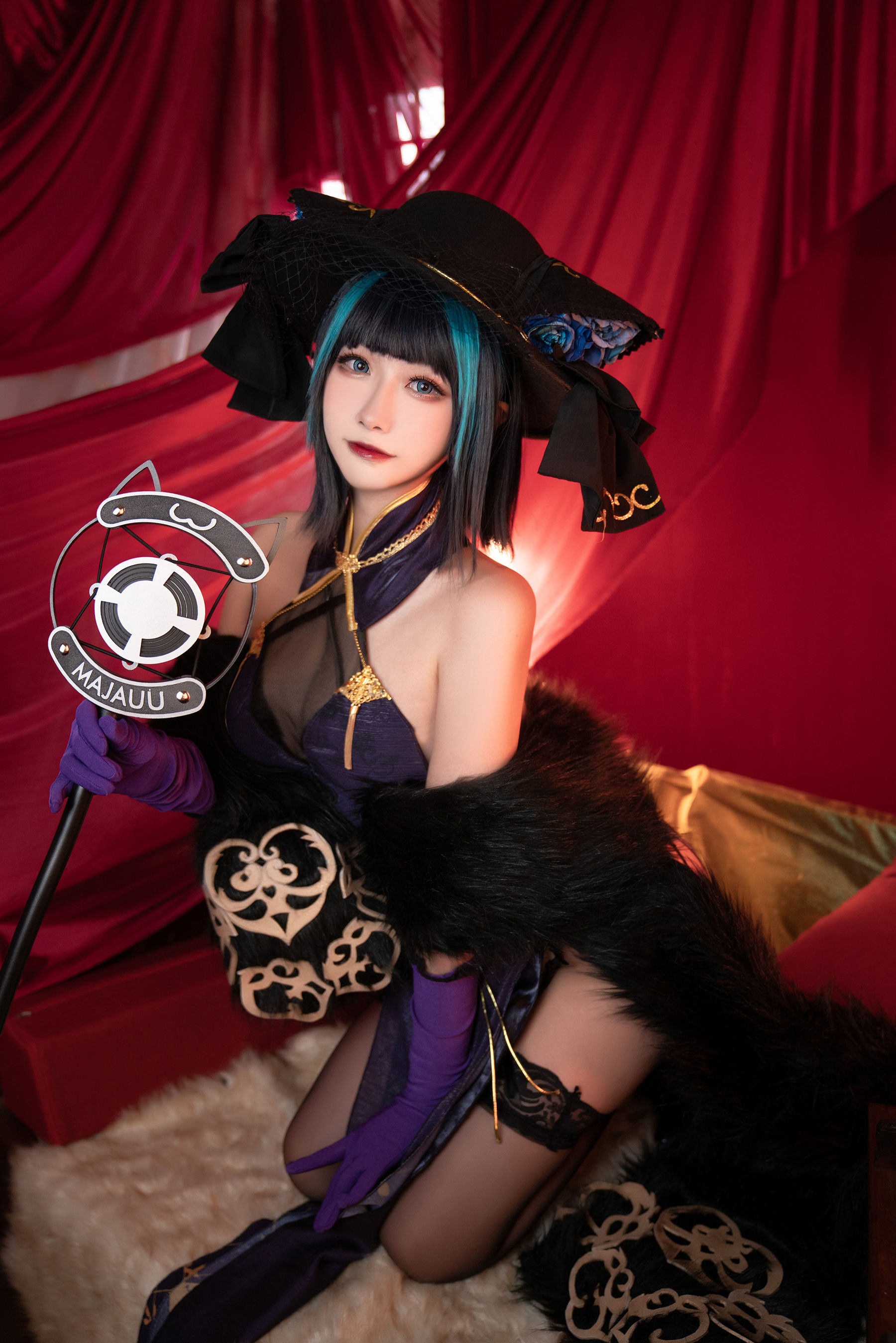 微博妹子Momoko葵葵 – 碧蓝航线柴郡 音乐绚烂CaitSith/(15P)